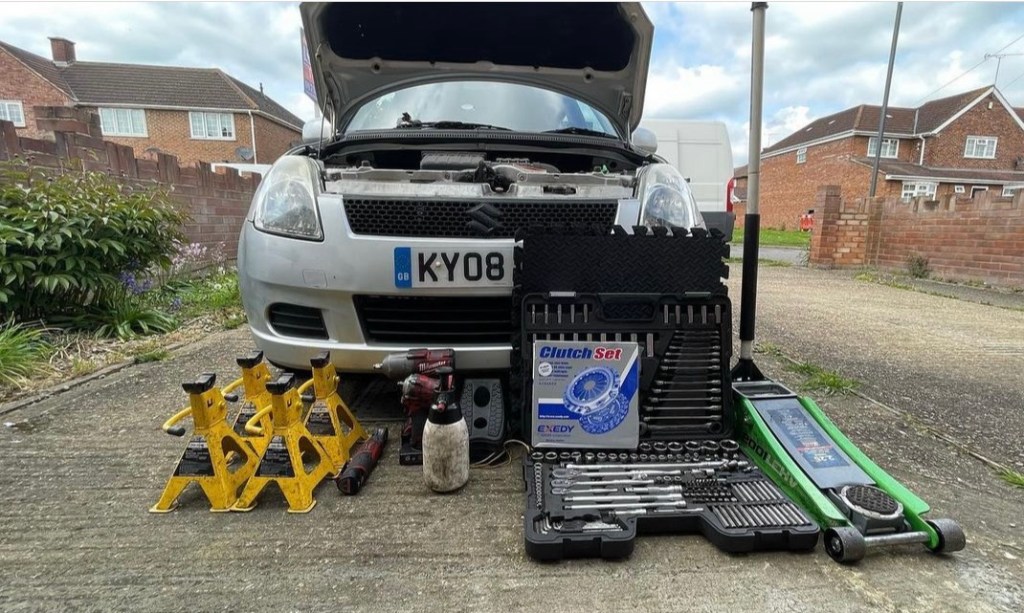 Convenient Mechanic service Crawley